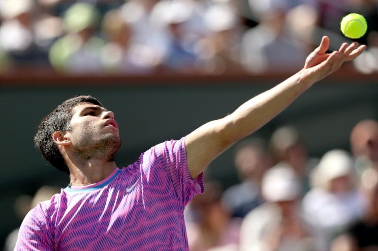 Alcaraz détrône Federer après son parcours historique au service à l’US Open