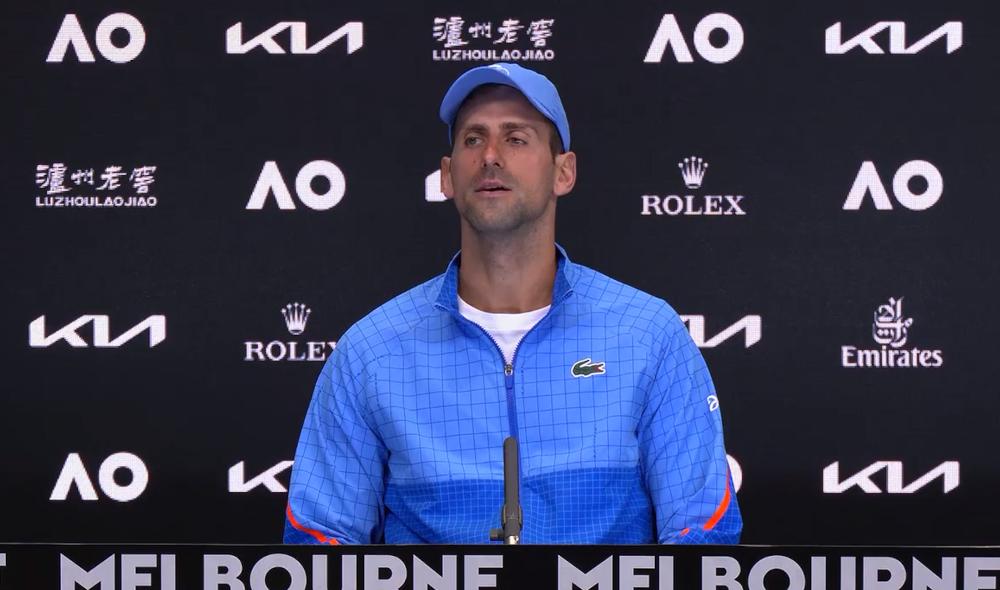 Djokovic : Tsitsipas est en grande forme