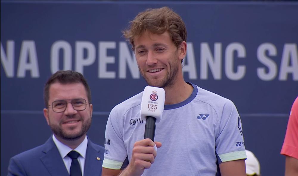 Insolite - Ruud profite de son discours pour souhaiter un joyeux anniversaire à sa sœur
