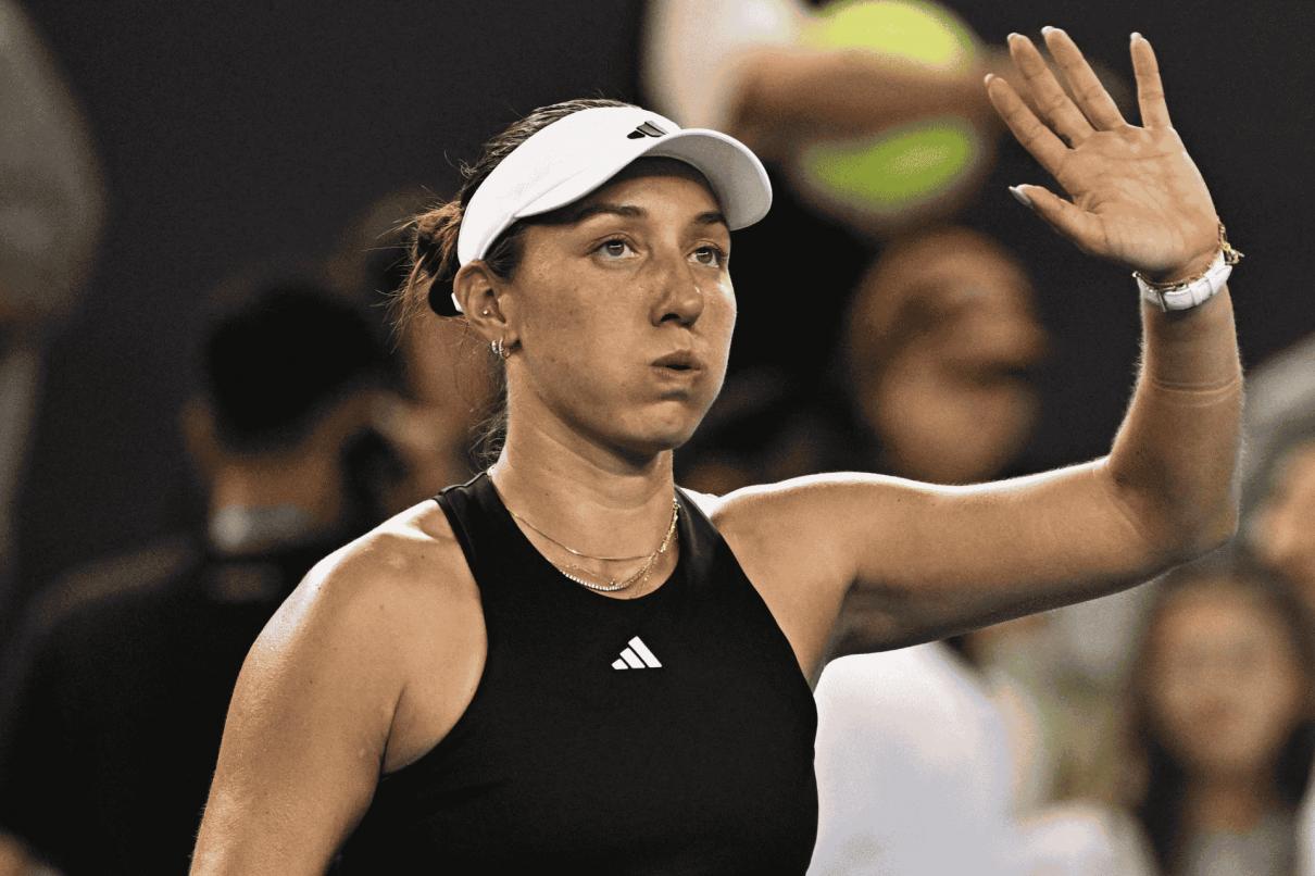 WTA Beijing: Jessica Pegula Battles Again... Before a Showdown Against Navarro