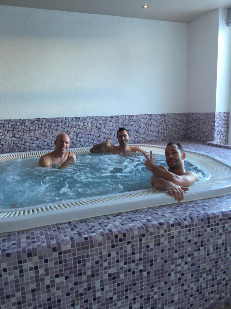 Llodra en pleine récupération à La Plagne où il prend part aux Etoiles du Sport qui réunissent chaque année champions actuels et en devenir.