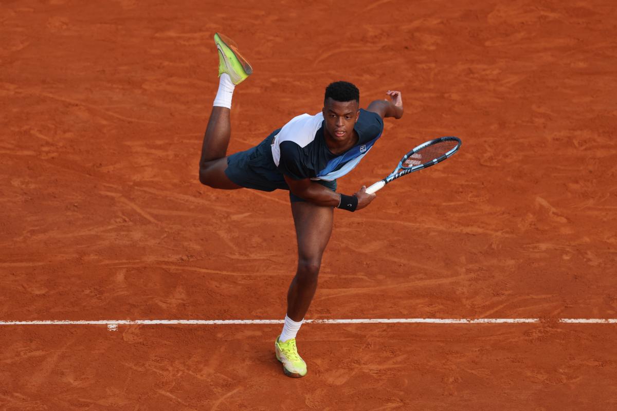 « Le fait d’être aussi inefficace en retour, ce n’est pas normal » : Mpetshi Perricard tire les conclusions de son élimination à Roland-Garros