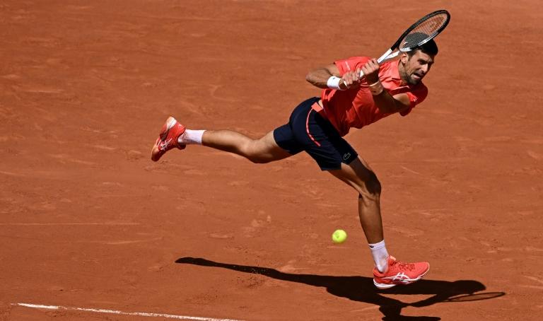 Djokovic prend les commandes face à Alcaraz !