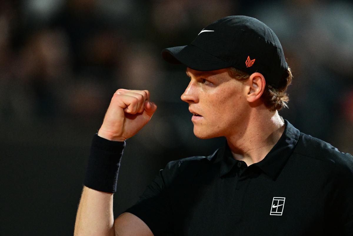 Tähdän parantaa syöttöäni, mutta muuten tunnen oloni mukavaksi, Sinner kertoo voitostaan Popyrinia vastaan Yhdysvaltain avoimen tennisturnauksen toisella kierroksella