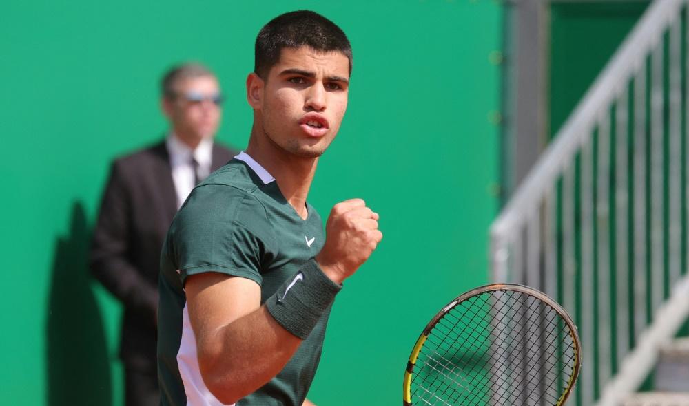 La balle de match miraculeuse sauvée par Alcaraz face à De Minaur 