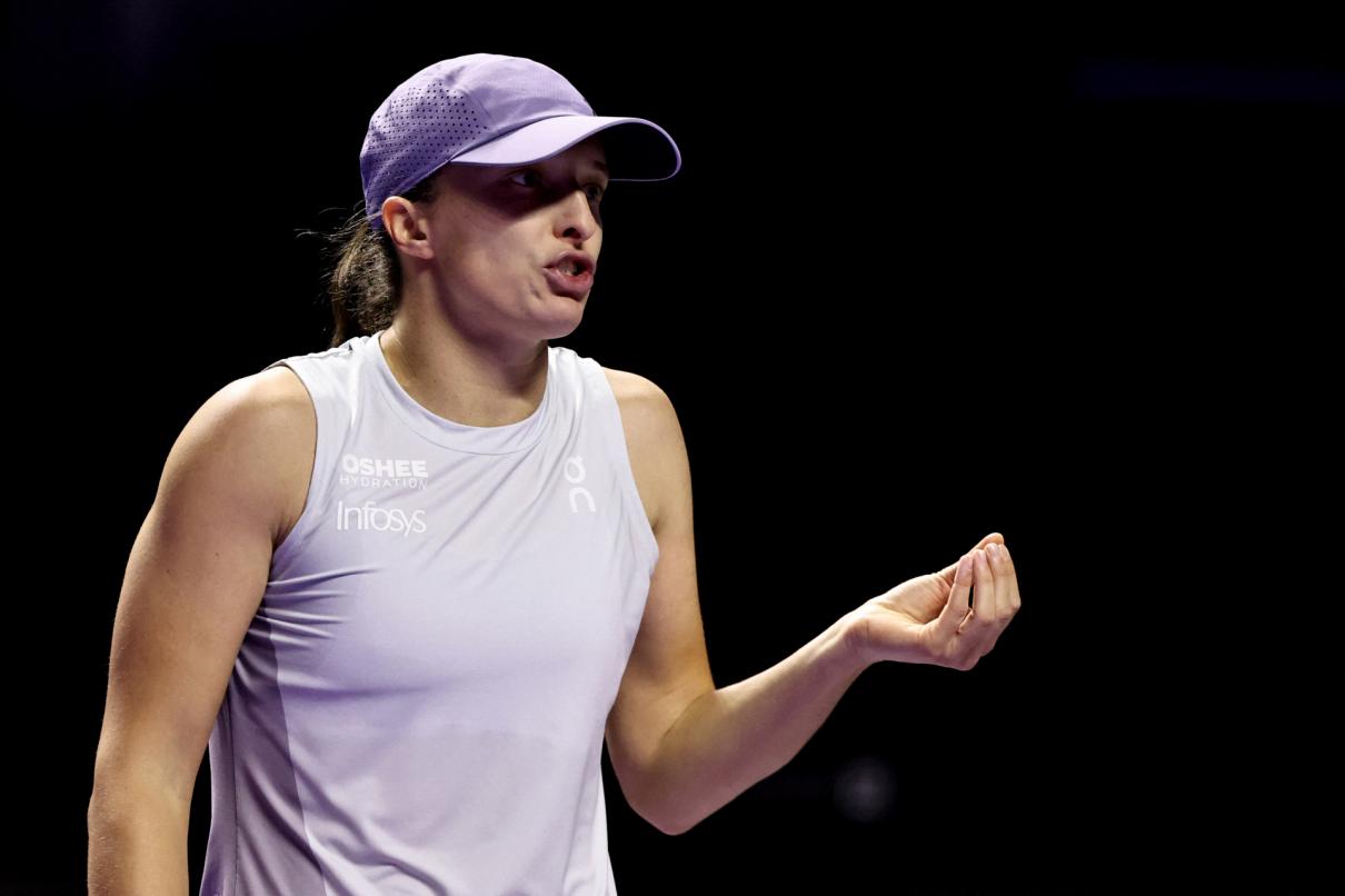 « Je vais devoir comprendre ce qu’il s’est passé », Swiatek réagit à son élimination dès les poules aux WTA Finals