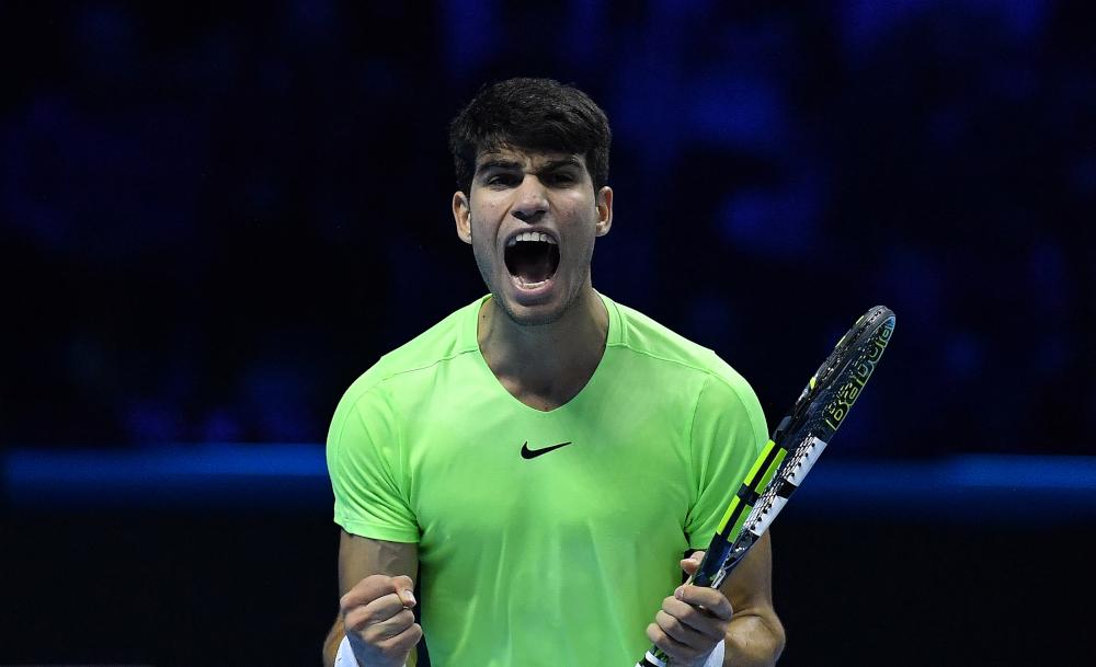 Alcaraz to face Djokovic in the semis of the ATP Finals!