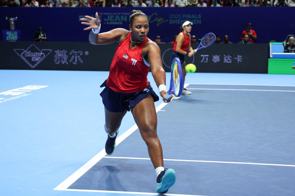 « Mange plus de grenouilles-taureaux » : Taylor Townsend ciblée par des pancartes à la BJK Cup