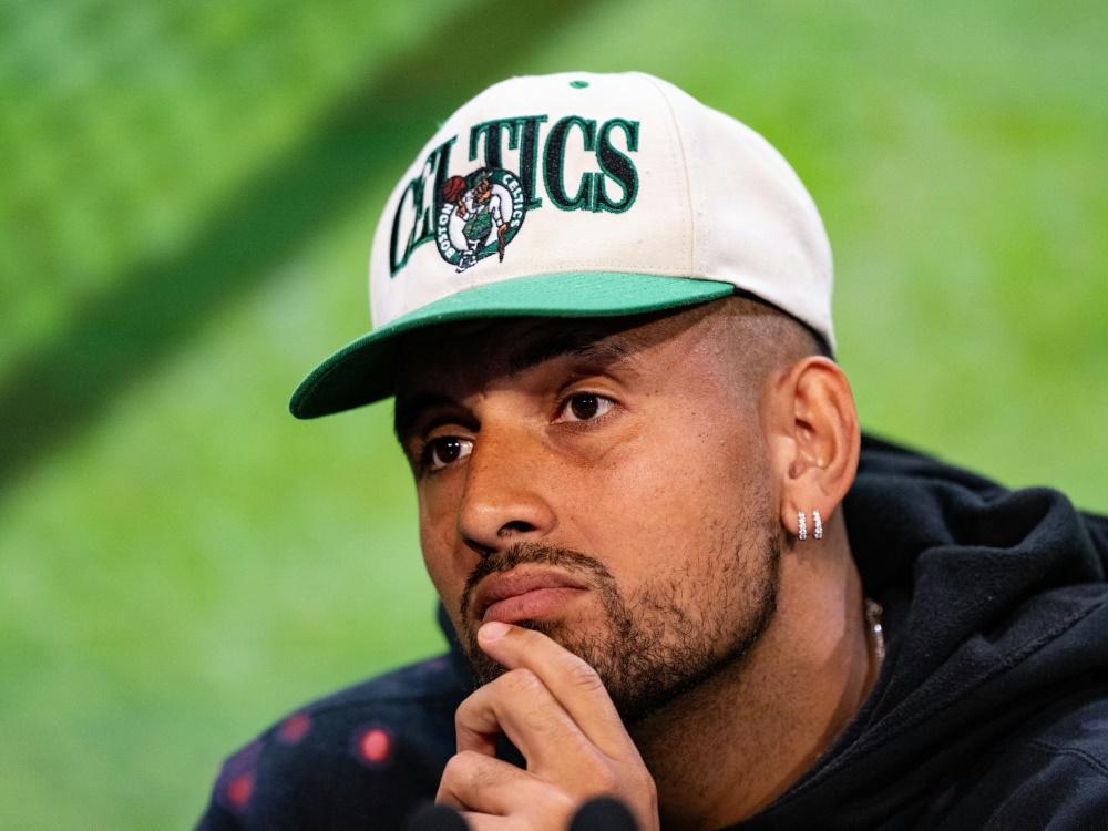 Nick Kyrgios, Zverev veya Medvedev'in 2026'da sürpriz bir şampiyonluk kazanacağını öngörüyor