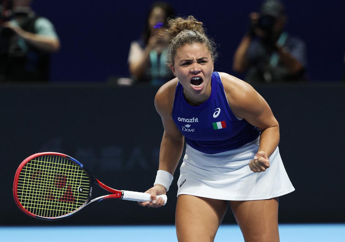 BJK Cup 2025 : une Paolini héroïque renverse Svitolina, l’Ukraine et l’Italie à égalité avant le double décisif
