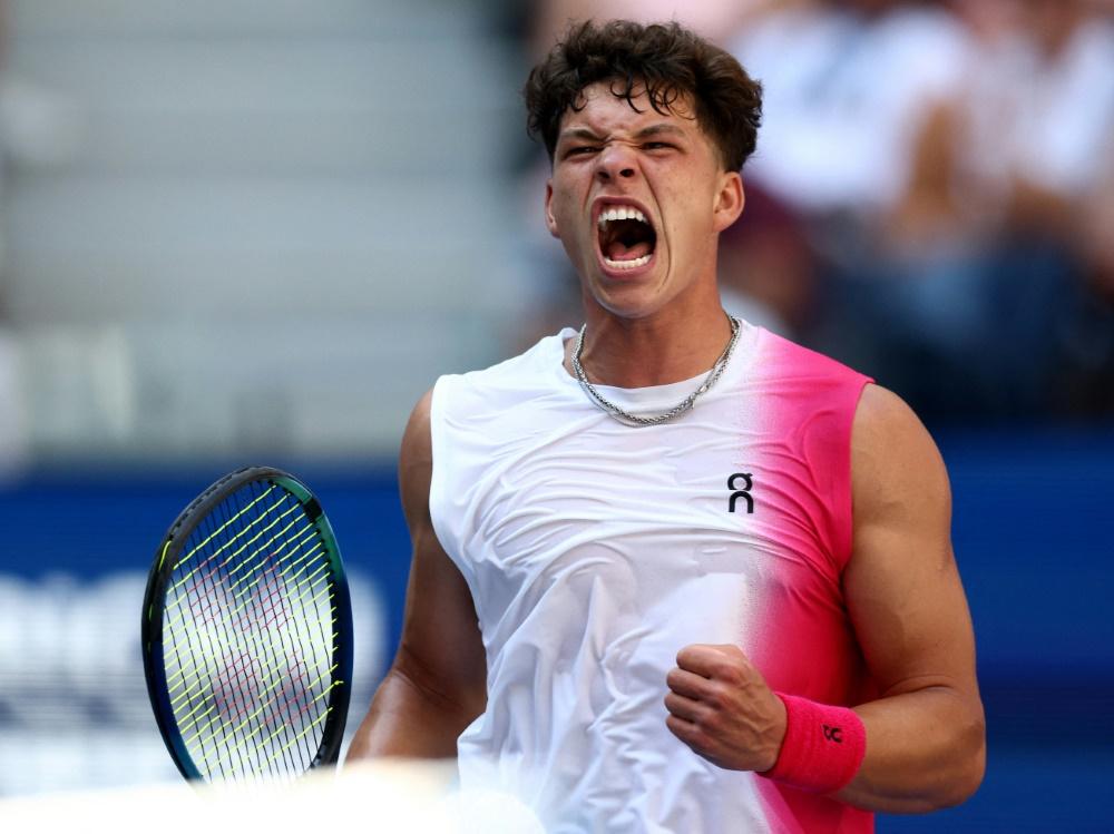 Victorieux à Stuttgart, Shelton rentre dans le top 10 et rejoint Zverev en demi-finale