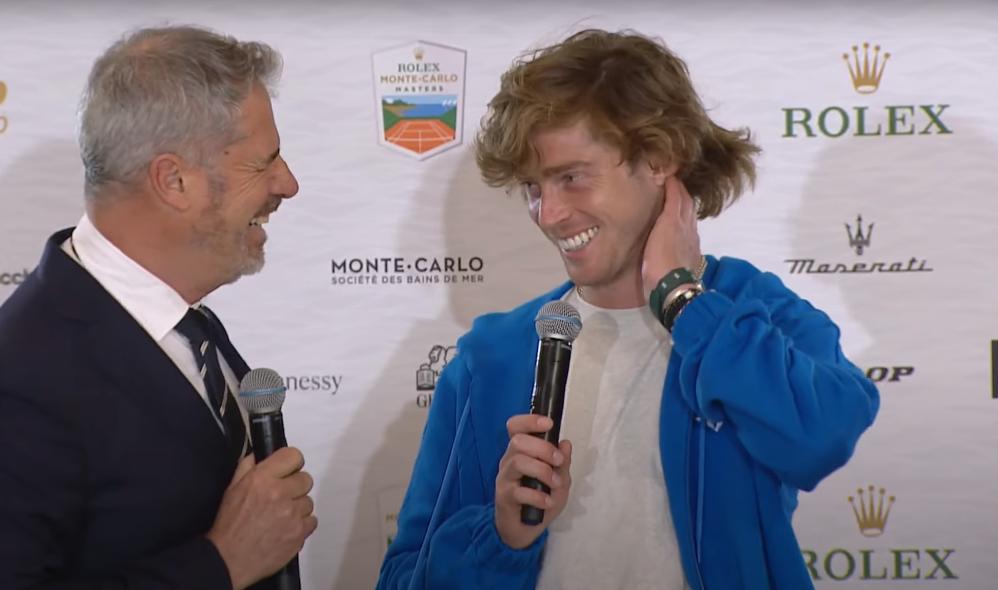 Rublev se rappelle surtout de la vue depuis le balcon de l'hôtel au sujet de son titre à Monte-Carlo