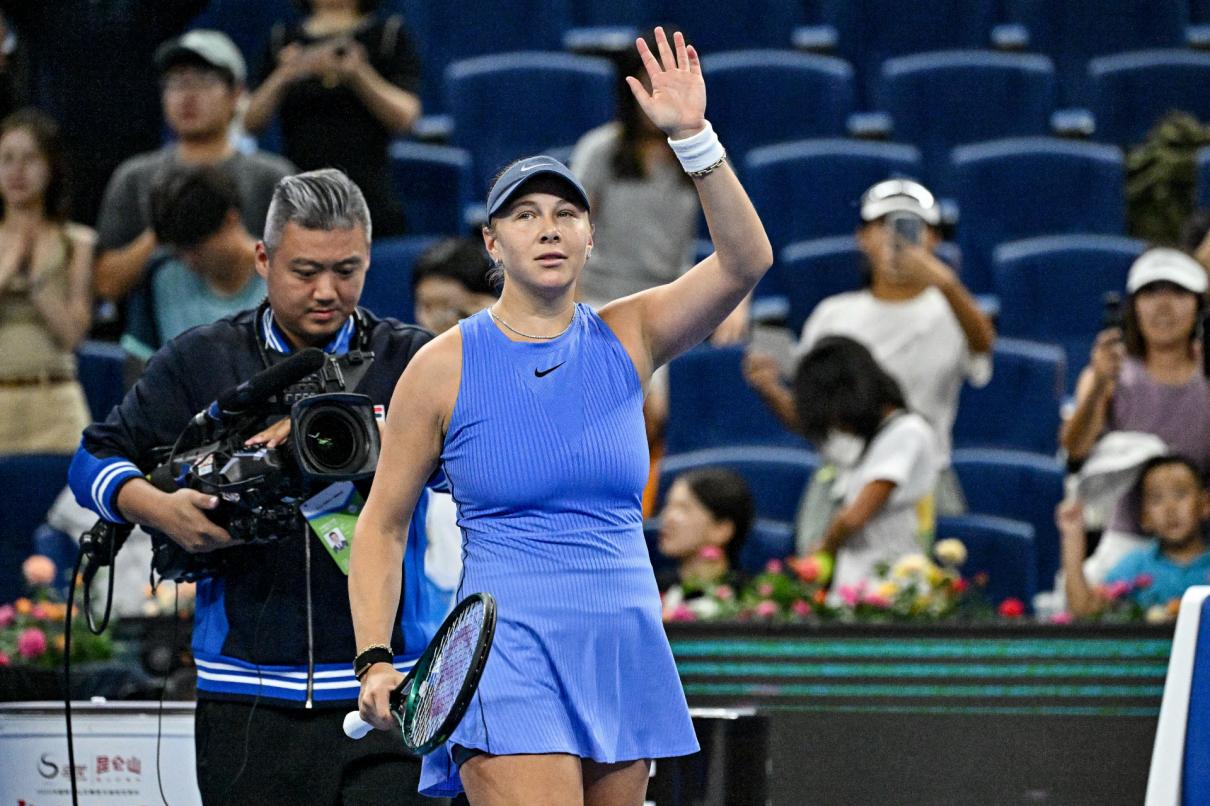 Moins d’1h de jeu et une démonstration : Anisimova expédie Gauff et rejoint la finale du WTA 1000 de Pékin