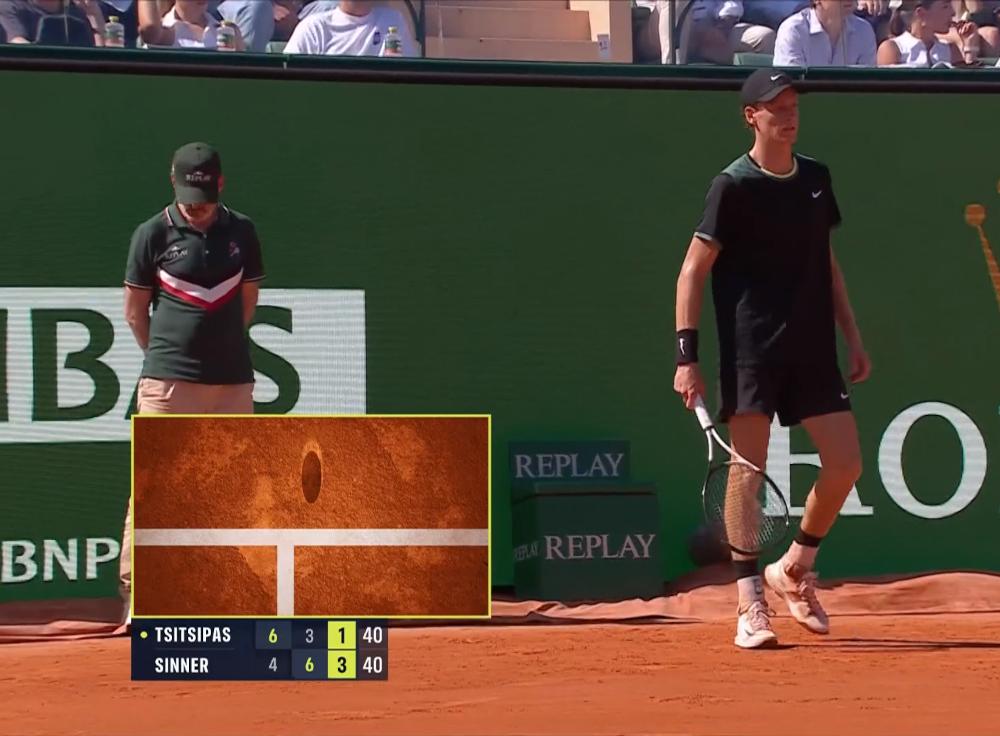 Sinner-Tsitsipas, une erreur d'arbitrage lourde de conséquences !