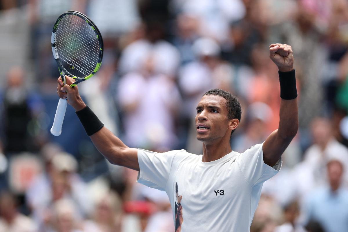 Auger-Aliassime domine Rublev et s’offre un premier quart de finale en Grand Chelem depuis 2022