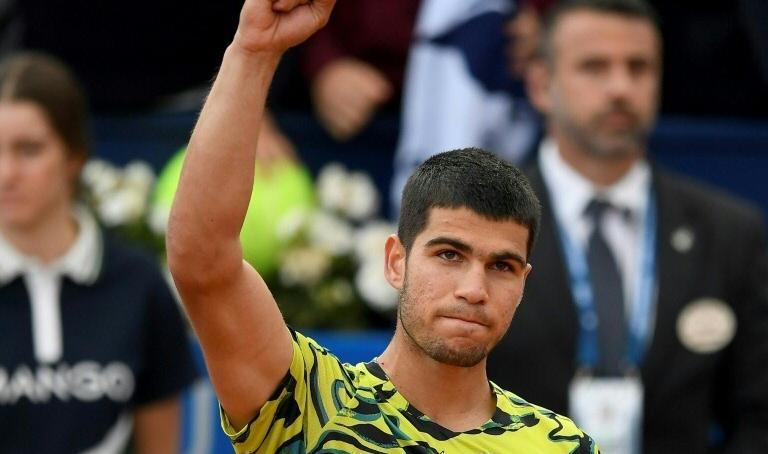 Alcaraz s'impose face à Altmaier et rejoint Arthur Fils en quart de finale de Monte-Carlo
