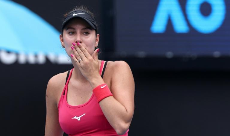 Blessure mystérieuse, chirurgie, critiques : le retour très commenté d’Océane Dodin sur les courts