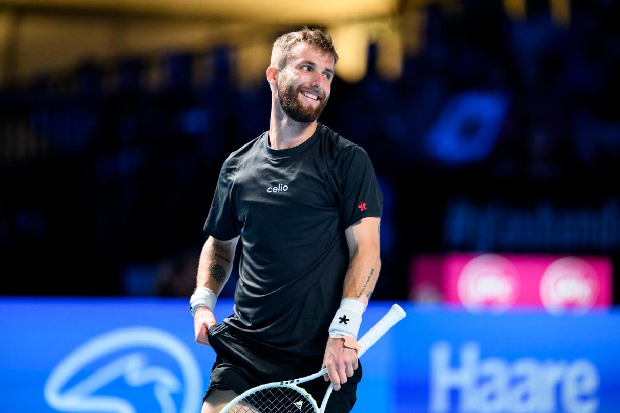 „Byl jsem čím dál méně agresivní,“ lituje Moutet po porážce s Vukicem v Metách