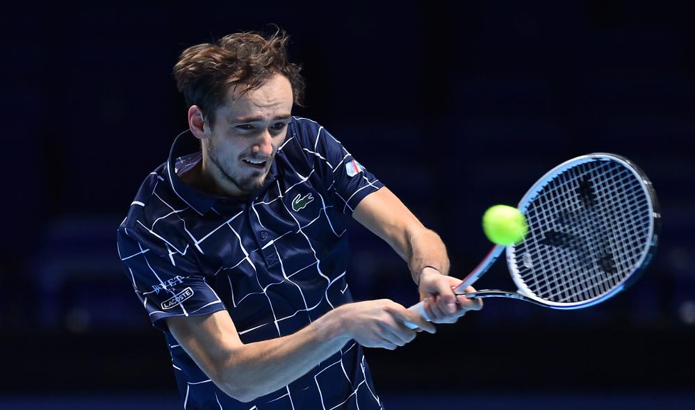 Medvedev facile dans le 1er set face à Schwartzman