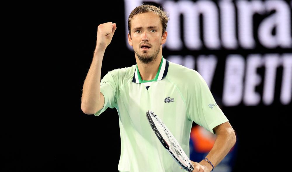 Medvedev joins Nadal in Aus Open final