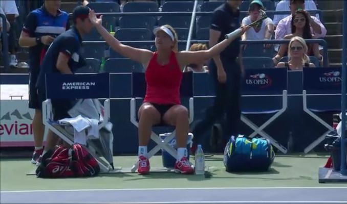 Vandeweghe démoli sa raquette 