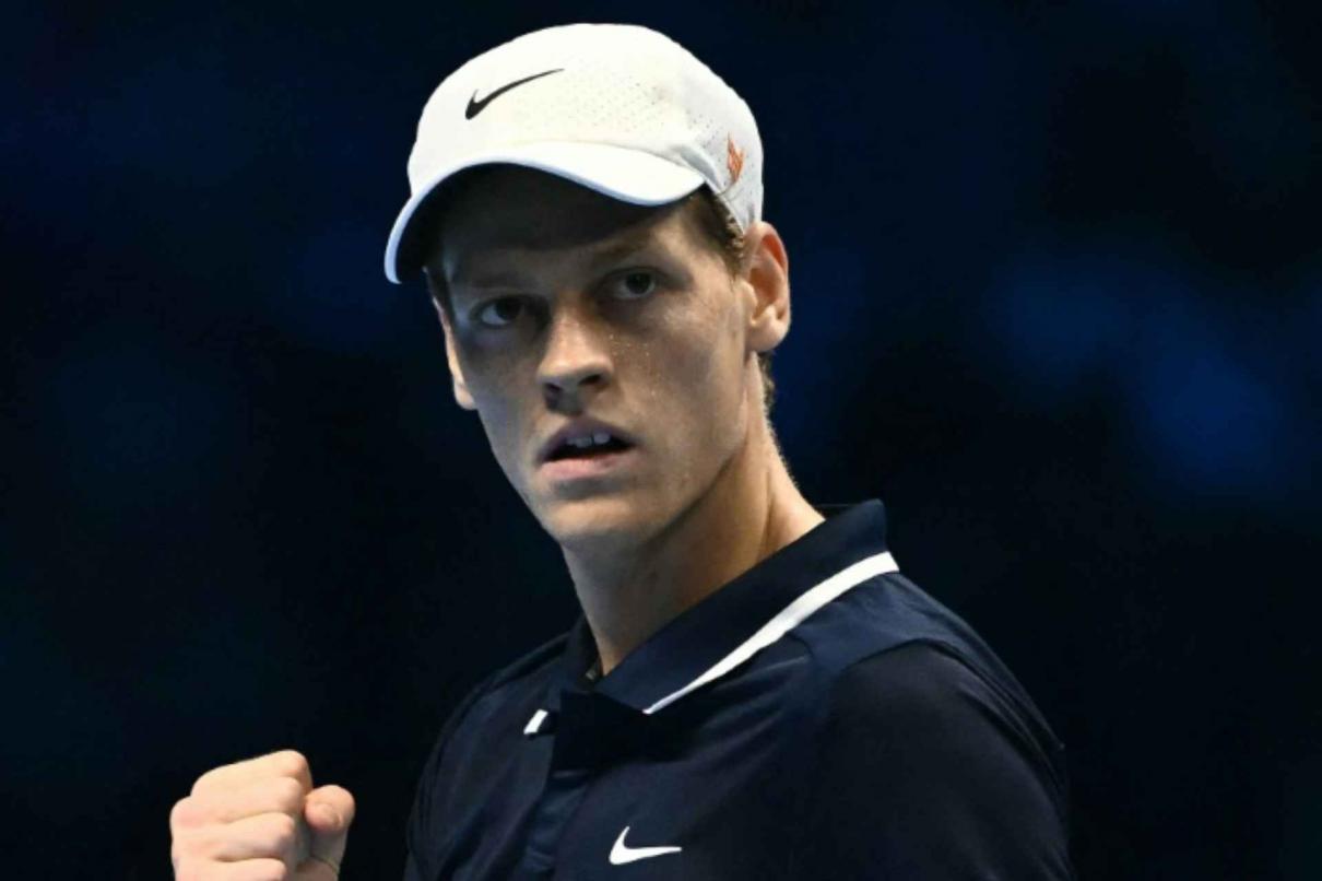 13 d'affilée : le chiffre qui place Jannik Sinner dans l'histoire du tennis aux côtés de Federer