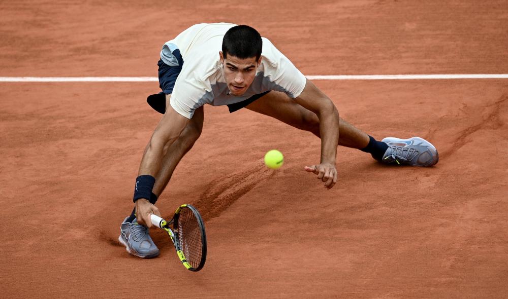 Panatta encense Alcaraz : « Comme Federer, il fait des choses qui sont normalement impossibles »