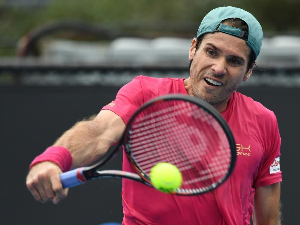 Haas poursuit sa tournée d'adieu