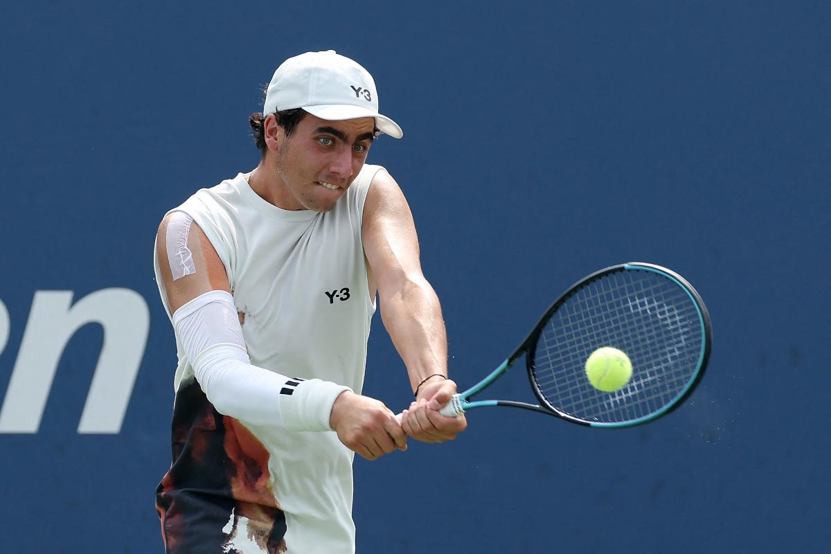 Ivanov, 16 ans, remporte l’US Open juniors face à son compatriote Vasilev