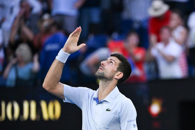 Vidéo - La balle de set énorme de Djokovic face à Alcaraz