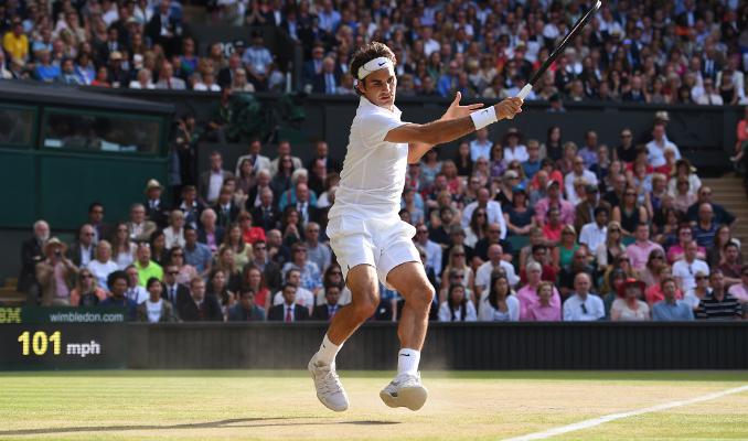 Federer à l'oeuvre sur le Centre Court