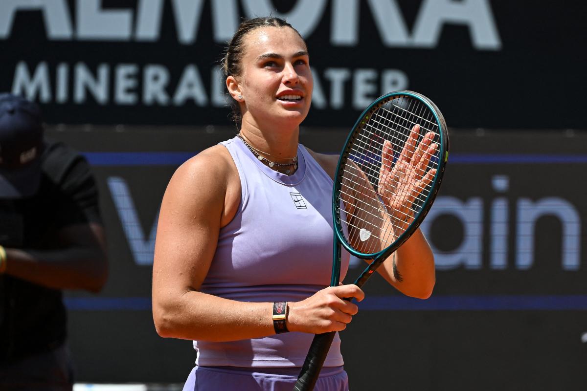 « J’ai frappé la balle avec Jannik pendant dix minutes et j’étais épuisée », Sabalenka décrit l’intensité de ses entraînements avec Djokovic et Sinner