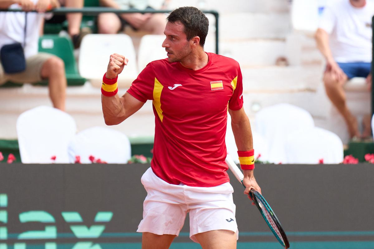 Copa Davis: Martinez derrota Rune e dá nova vida à Espanha