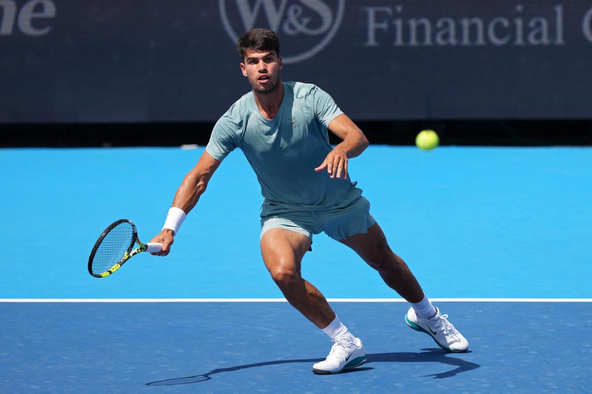 « Il n’a pas changé en tant qu’homme, malgré ses succès », Darderi fait l’éloge d’Alcaraz avant de l’affronter à l’US Open