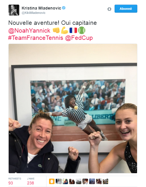 Réaction enthousiaste de Mladenovic et Parmentier après l'annonce de la nomination de Noah comme capitaine de l'équipe de France de Fed Cup.
