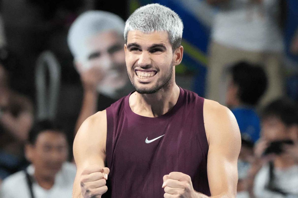 Alcaraz triomphe à Tokyo et s’offre son 8e titre de la saison