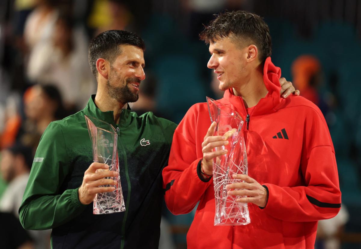 « Mon chambrage, c’était comme celui de Djokovic à Turin, où il a imité un chef d’orchestre », explique Mensik après sa victoire électrique contre Müller