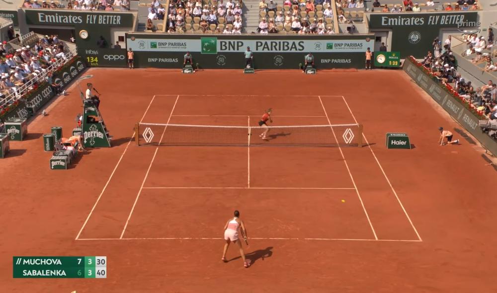 Vidéo - Le résumé de la folle victoire de Muchova sur Sabalenka à Roland Garros.