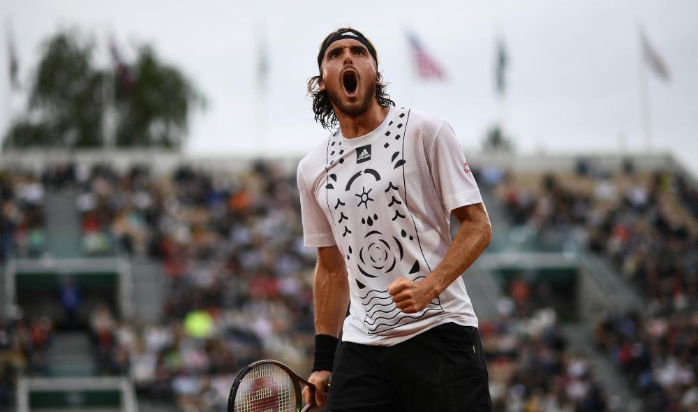 Tsitsipas dans la douleur