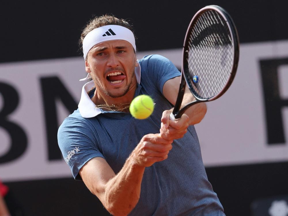 Zverev se sort du piège Fils et rejoint Hurkacz en demi-finale !