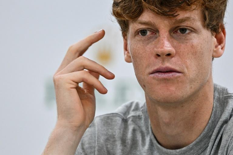 « Je ne fais pas les courts » : Sinner répond aux propos de Zverev 