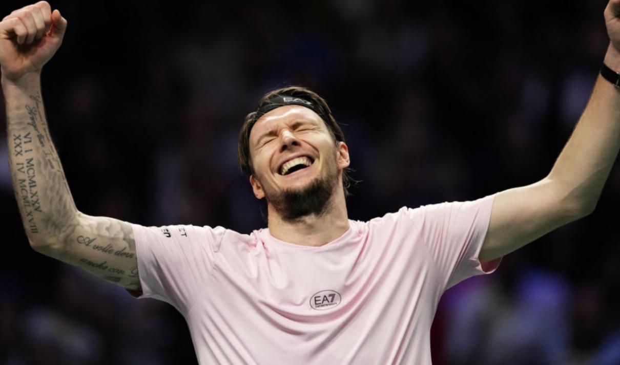 Bublik qualifié pour sa première demi-finale en Masters 1000 ! 