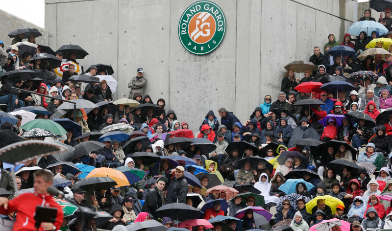 Report des quarts messieurs Nadal vs Carreno Busta et Djokovic vs Thiem à mercredi en raison de la pluie qui tombe sur Paris (officiel).