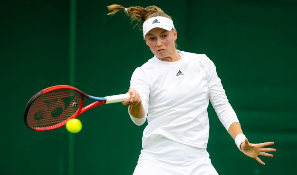 Rybakina remporte un match difficile et rejoint Sabalenka en quart de finale de Berlin