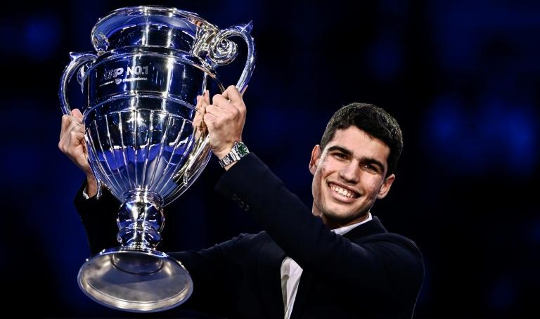 Alcaraz égale la marque de Kuerten : une nouvelle étape de son règne sur le circuit ATP