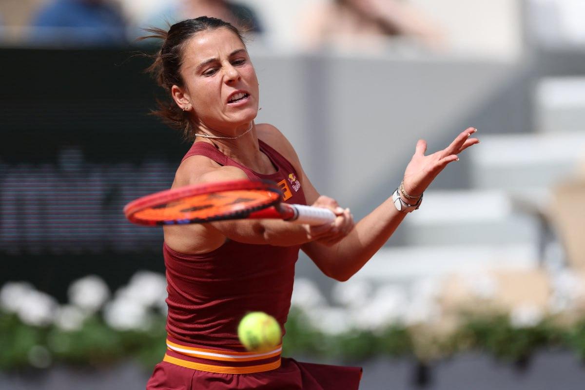 Navarro au bord de l'élimination renverse Haddad Maia pour ses débuts au Queen’s