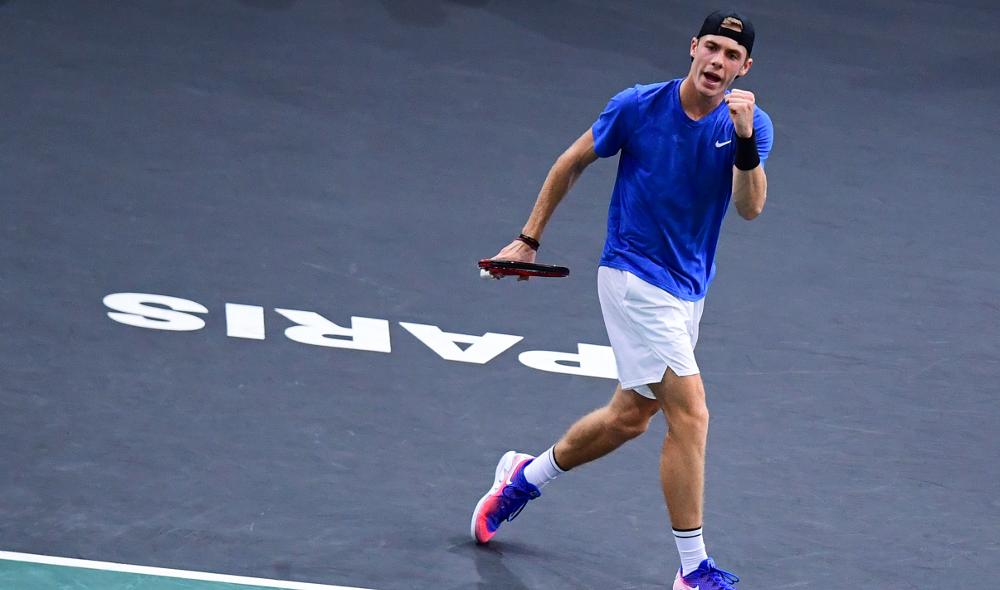 Shapovalov atomise Monfils à Bercy 