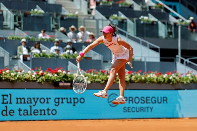 Sans trembler, Swiatek rejoint la finale à Madrid