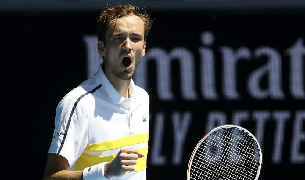 Medvedev rejoint Djokovic en finale 