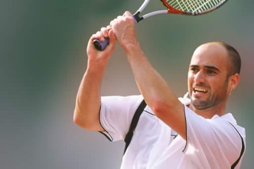 Agassi coach de Djokovic 